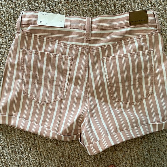 NWT American Eagle Pink White Striped Mom Shorts - Picture 2 of 3
